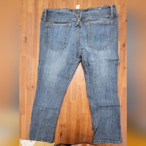 Jean Capris, Forever, Size 11 - Picture 2 of 4